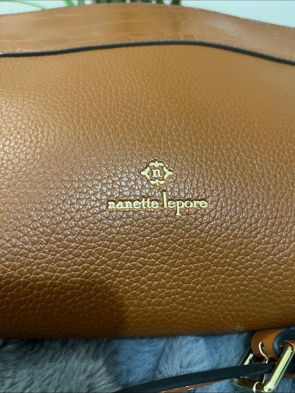 Nanette Lepore Tan Croc-Trim Faux Leather Crossbody EUC retail $88 - Picture 2 of 6